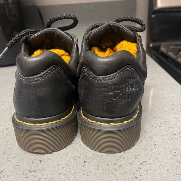 Women’s Dr. Marten shoes. Black size 5 - Picture 2 of 12